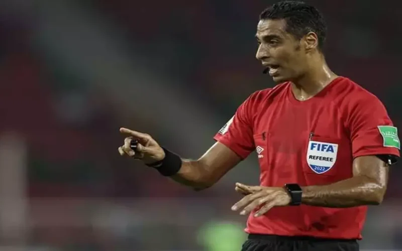 طاقم مصري يدير مباراة الجزائر والسودان في كأس العرب وسط تشديد رقابي غير مسبوق